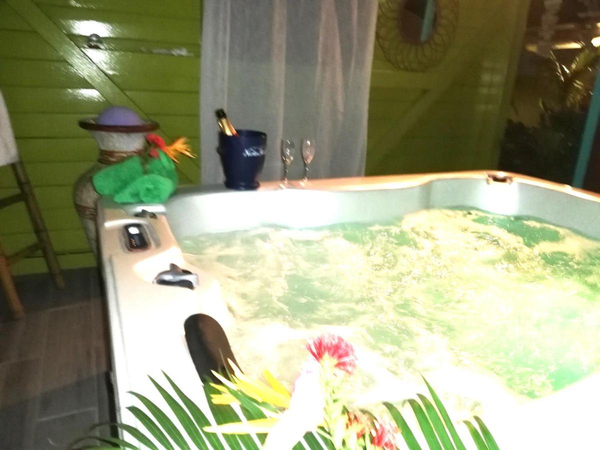 Au Sable D'Or - Spa - Wifi- Piscine Deshaies Kültér fotó